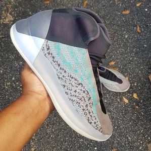 Yeezy Adidas Qntm Size 10.5